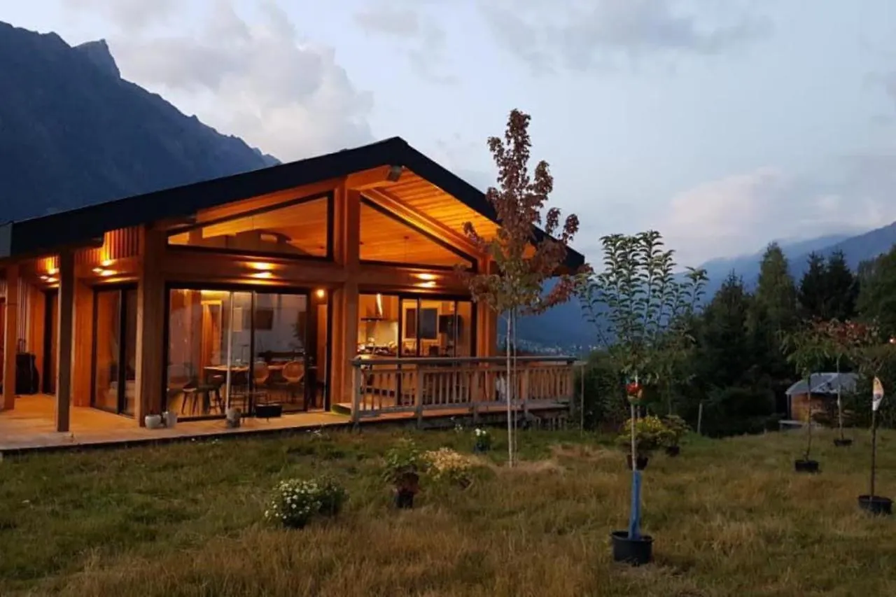 Modern Chalet With Garden シャモニー